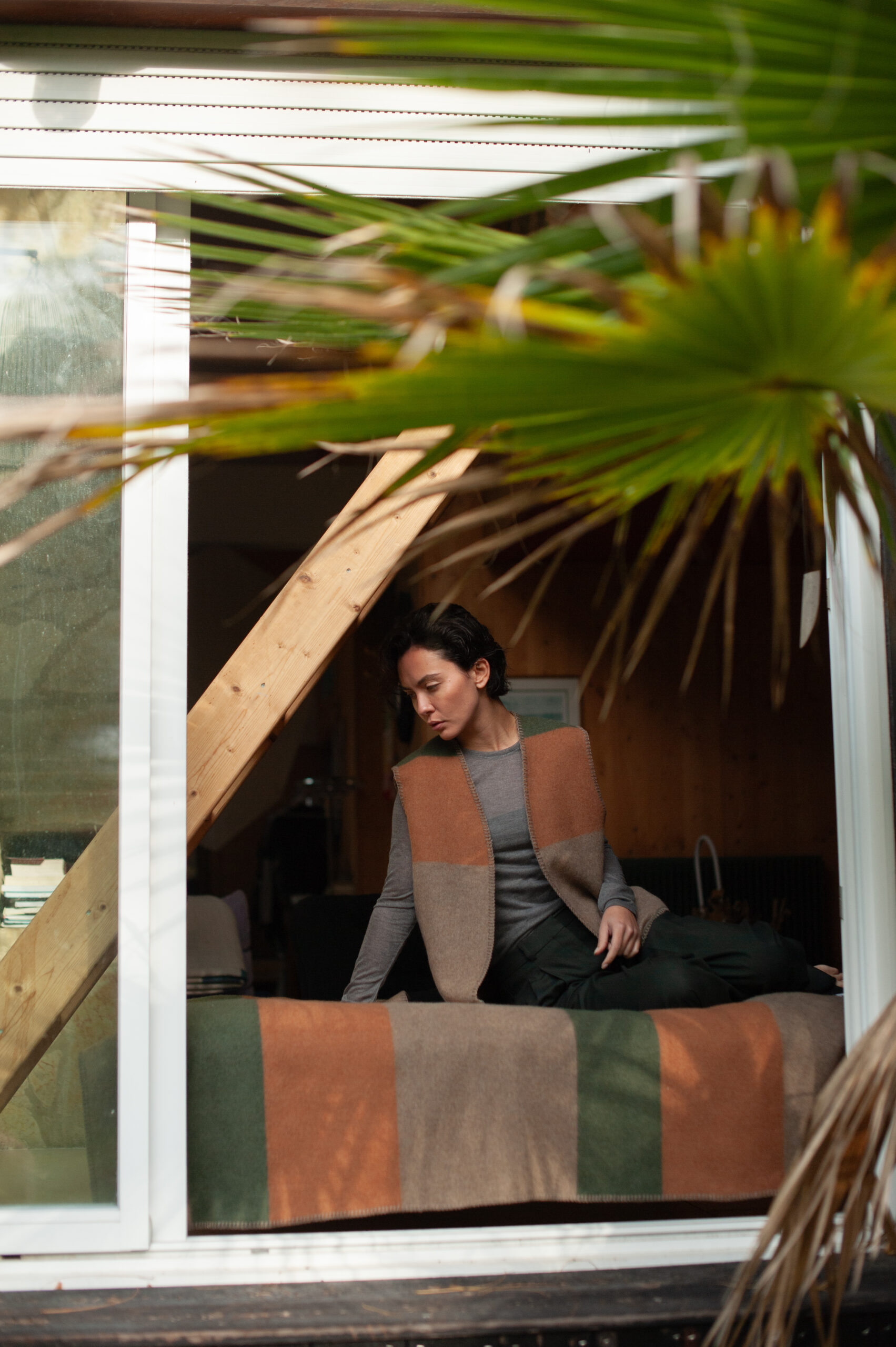 NOV2073